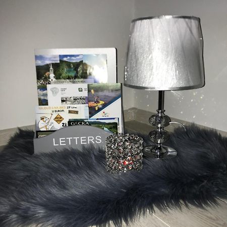 Apartman Kristina - Self Check In & Check Out Otočac Екстериор снимка