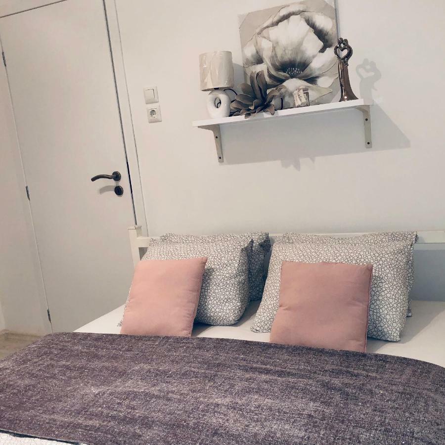 Apartman Kristina - Self Check In & Check Out Otočac Екстериор снимка