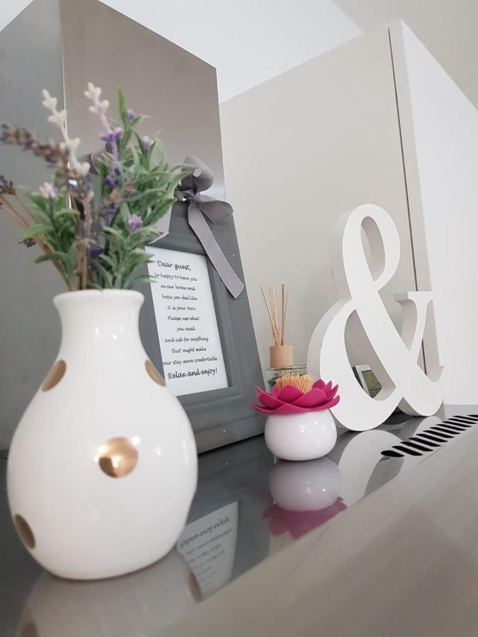 Apartman Kristina - Self Check In & Check Out Otočac Екстериор снимка